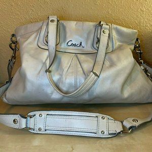 COACH Silvery Ivory Leather Purse OK Condition